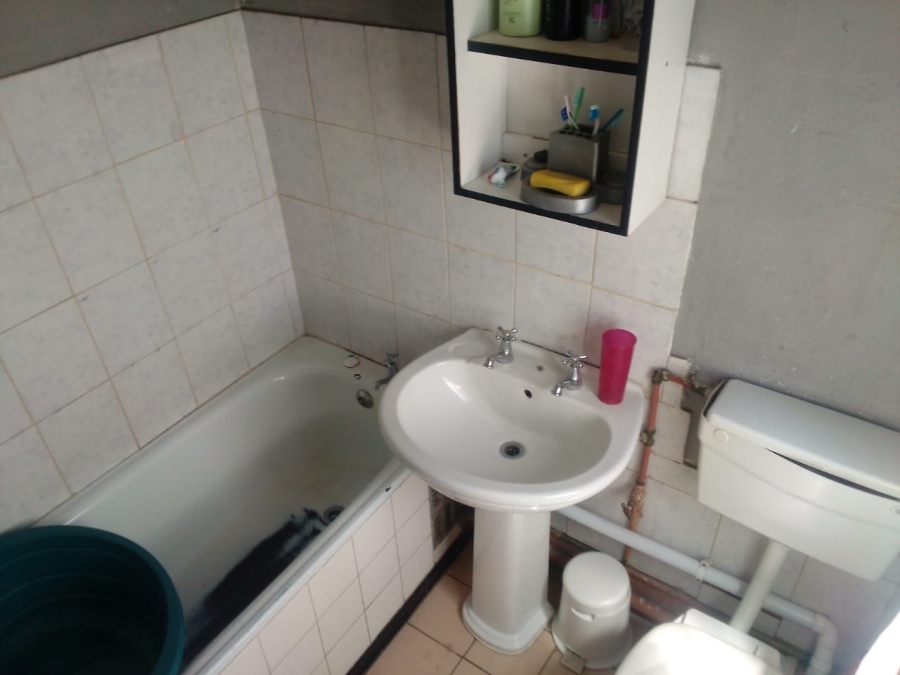  Bedroom Property for Sale in Valhalla Park Western Cape